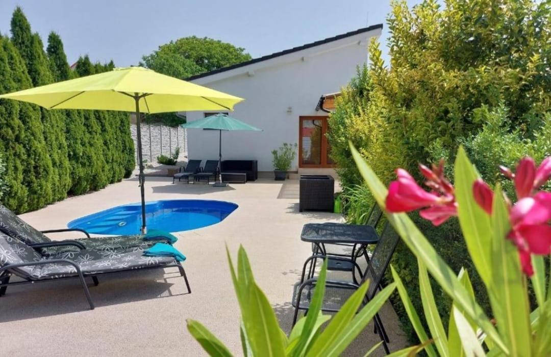 Village Romantic Apartments Near Cesky Krumlov (Adults Only) Strizov Exterior foto